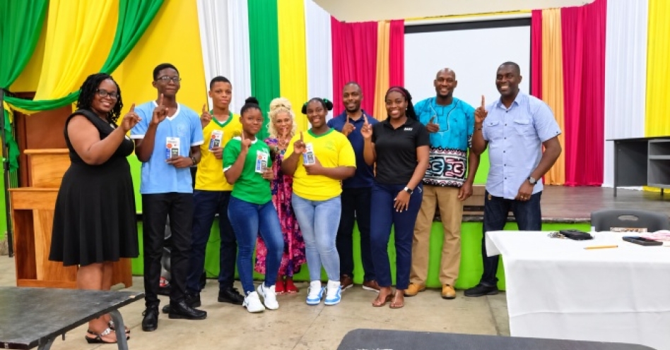 500 scientific calculators donated to Old Harbour High School 