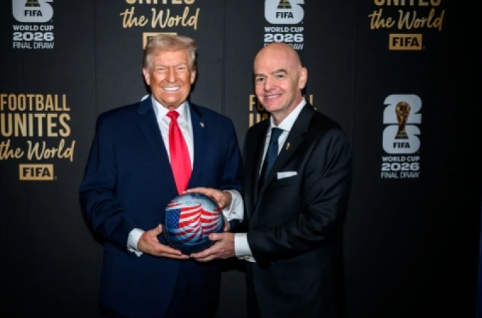 Infantino seeks Trump administration lifeline as revolt grows